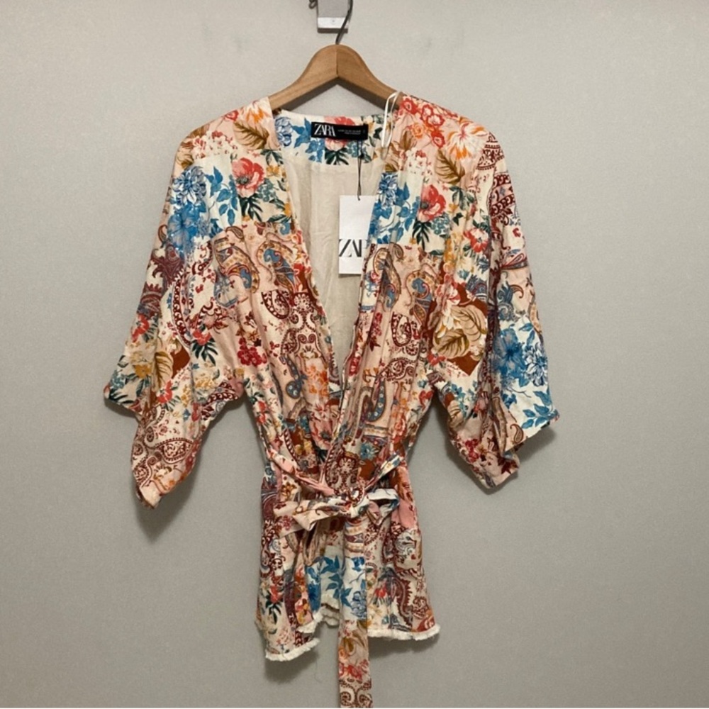 NWT New Zara Printed Kimono Multicolor Cream Floral Size M-L, Dress, Top, Robe - Picture 4 of 13